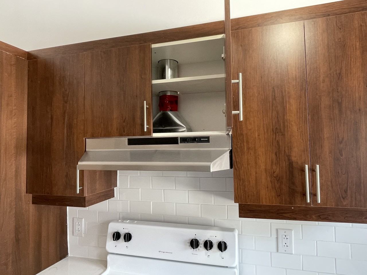 2285 Boulevard Pie-IX - Photo 6 of 19