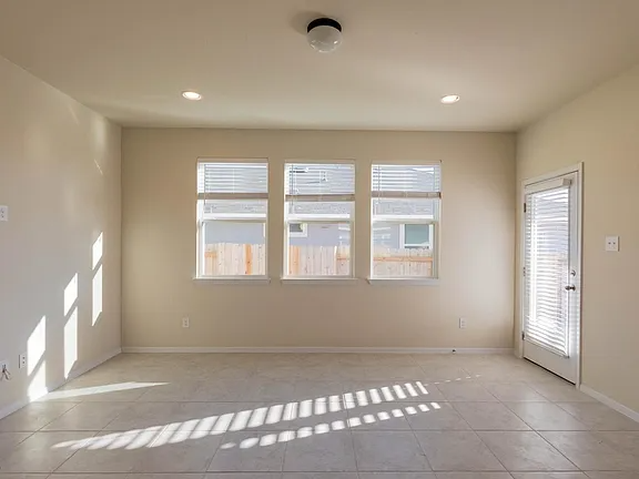 229 Gray Wolf Dr - Photo 5 of 6