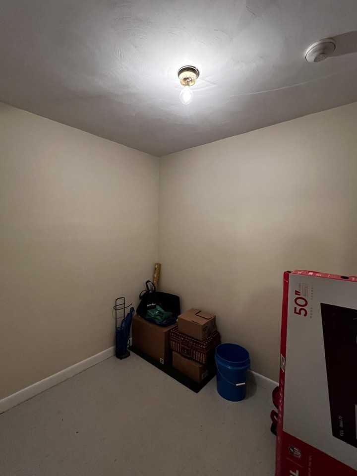 41 Fairmount Pl #11 - Photo 3 of 8