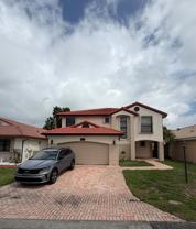 15061 Norfolk Ln - Photo 1 of 1