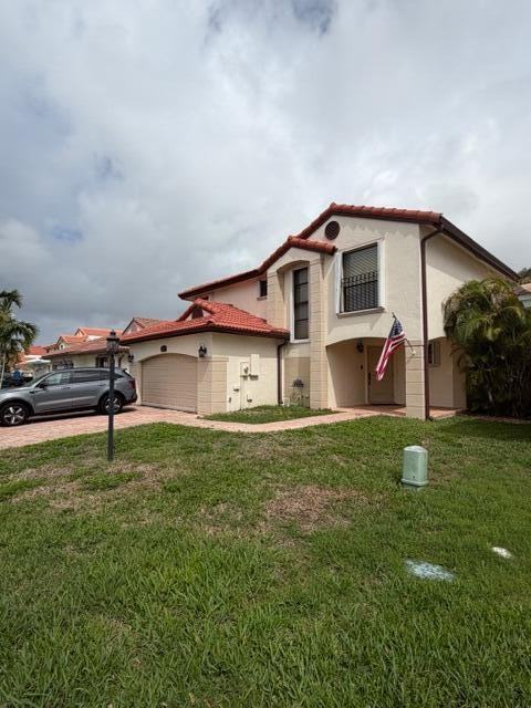 15061 Norfolk Ln - Photo 2 of 23