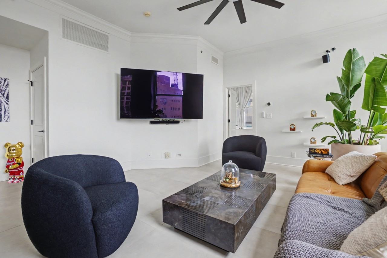 57 Forsyth St Nw - Photo 5 of 19