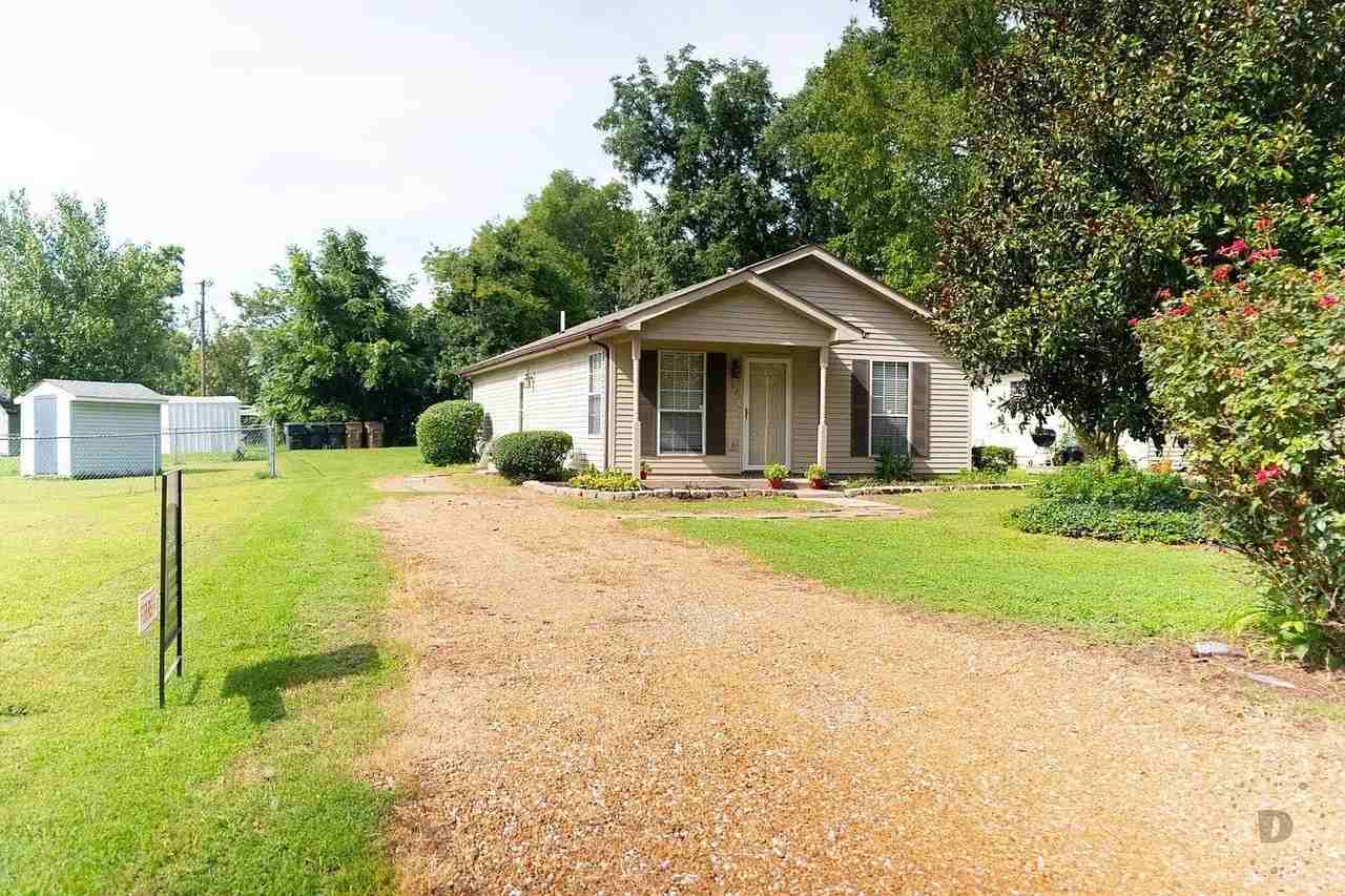 1703 Sharpe Ave - Photo 2 of 2