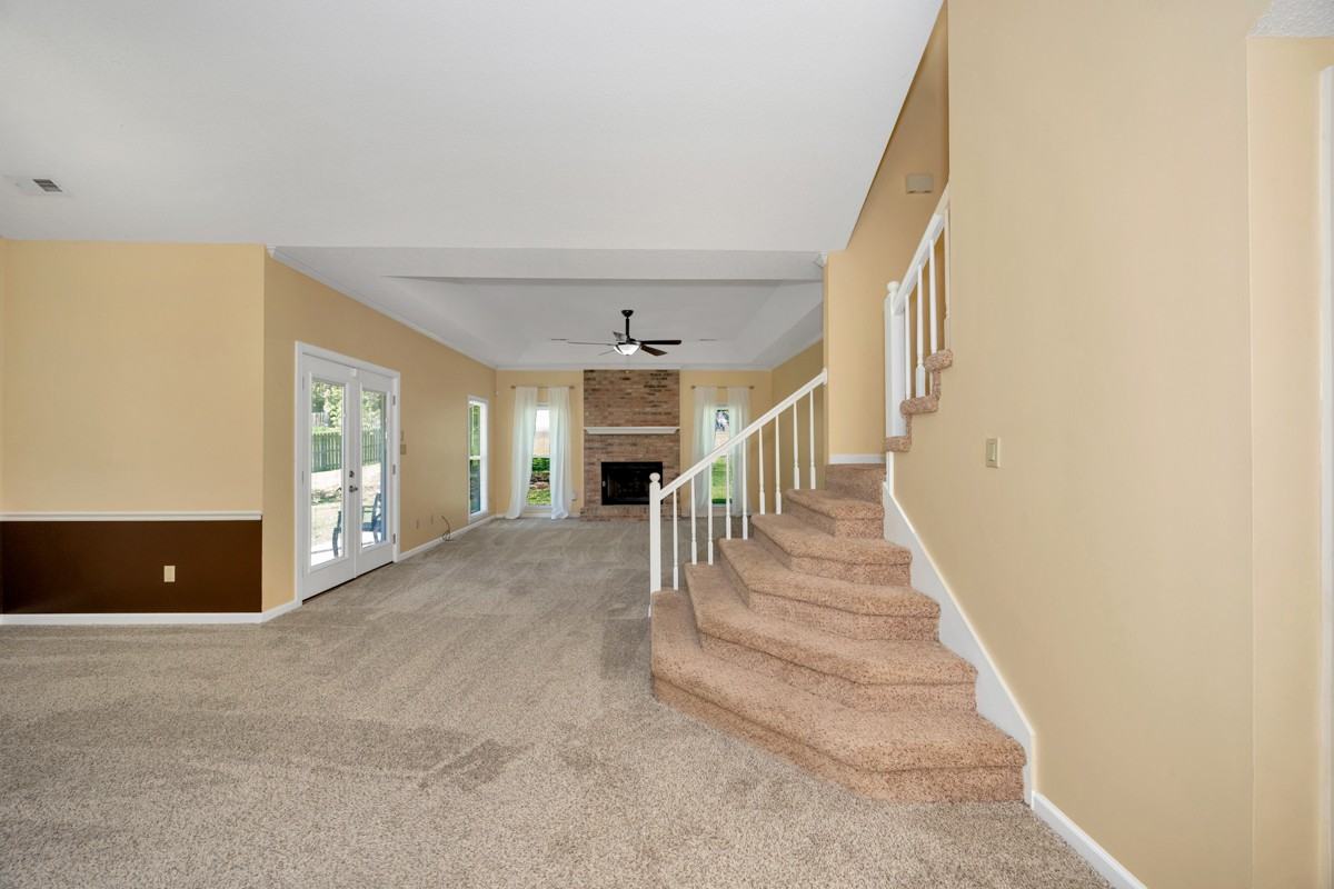 722 Highland Dr - Photo 5 of 40