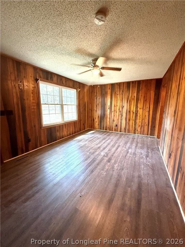 4973 Dowd Rd - Photo 4 of 33