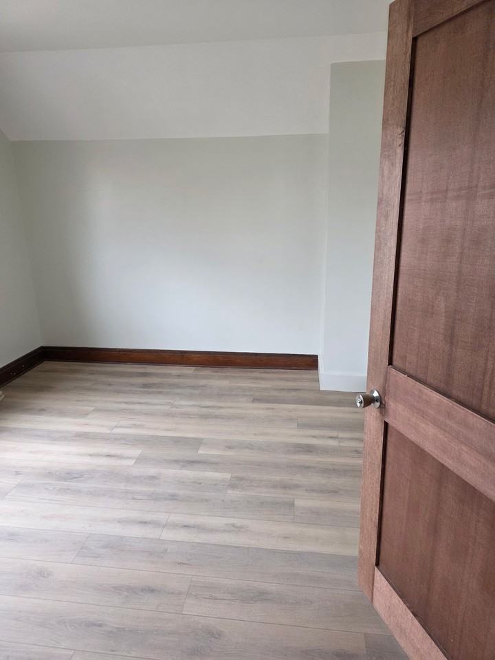 1156 E Losey St - Photo 3 of 5