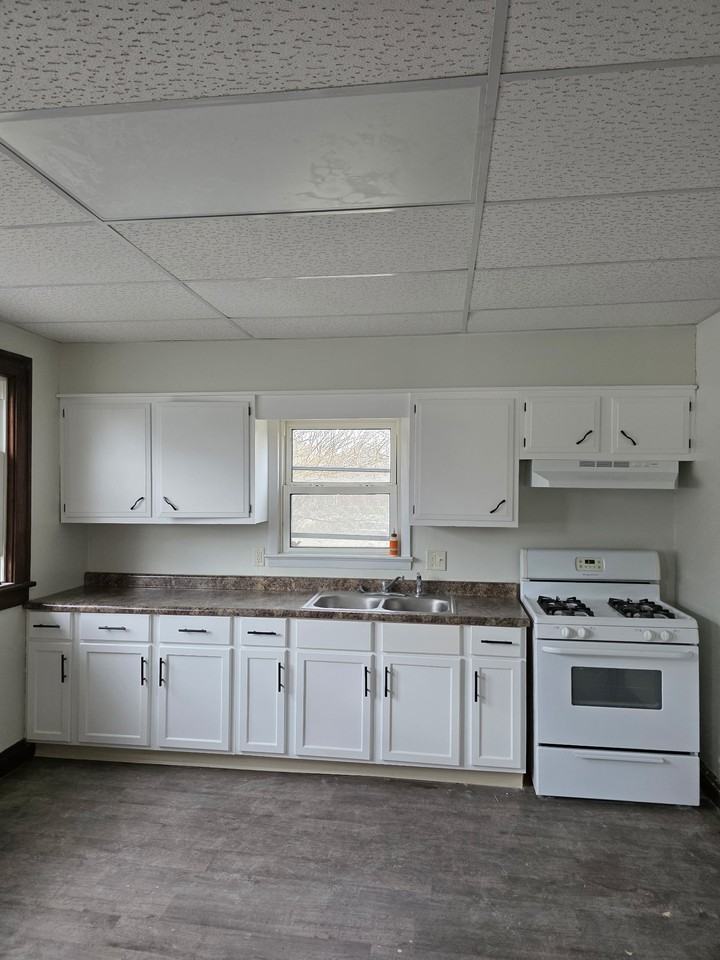 1156 E Losey St - Photo 4 of 5