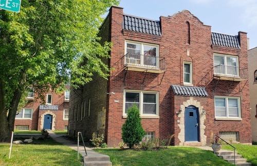 3030 W Pierce St #2 - Photo 3 of 10