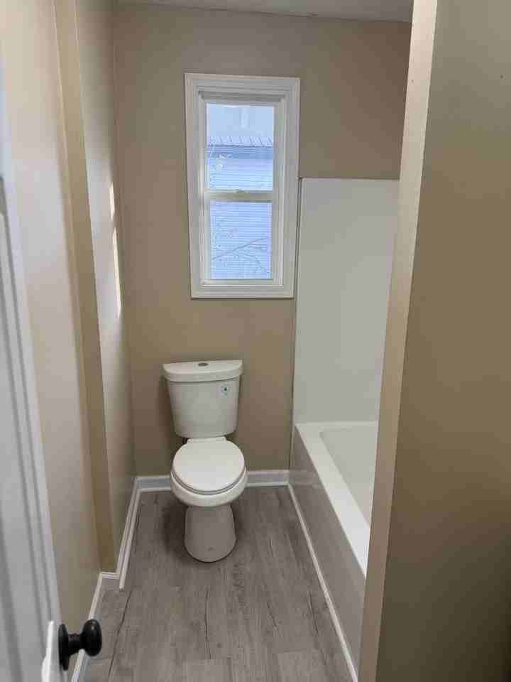 1831 Moore Ave - Photo 3 of 12