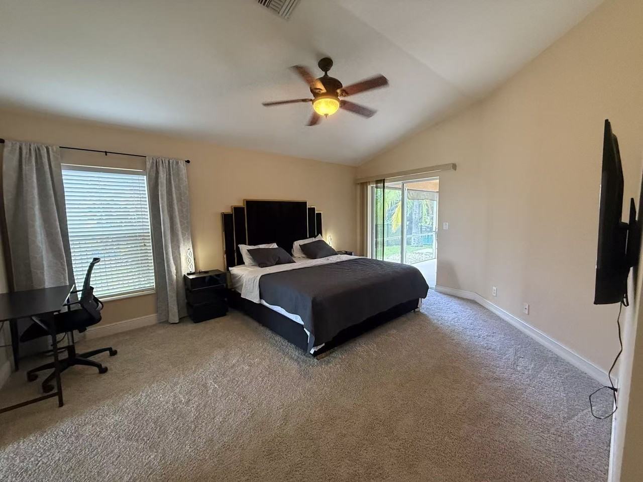 409 Sw 8th St - Photo 6 of 25