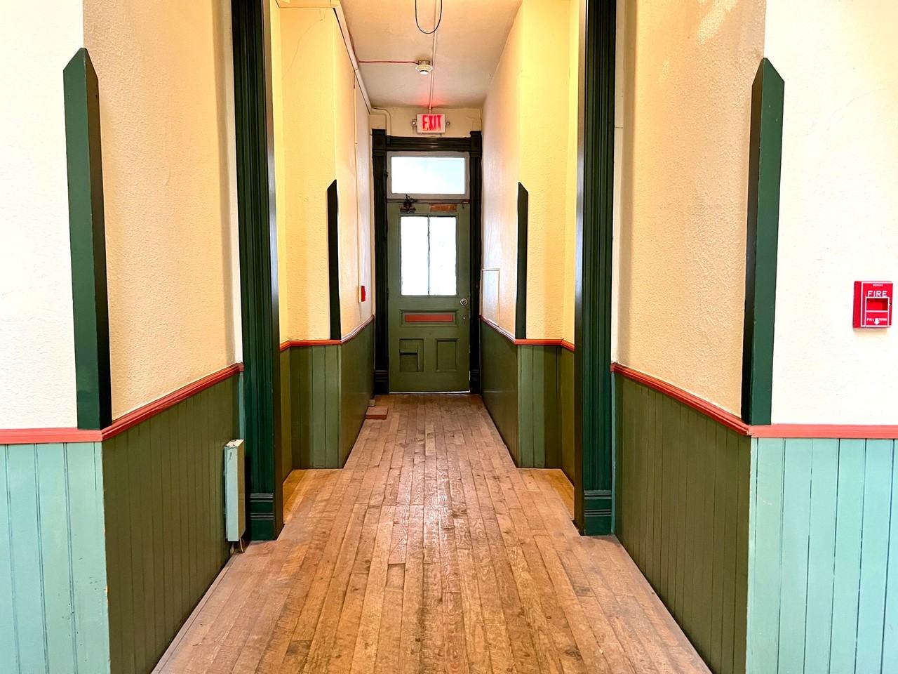517 E. Broadway St. - Photo 5 of 7