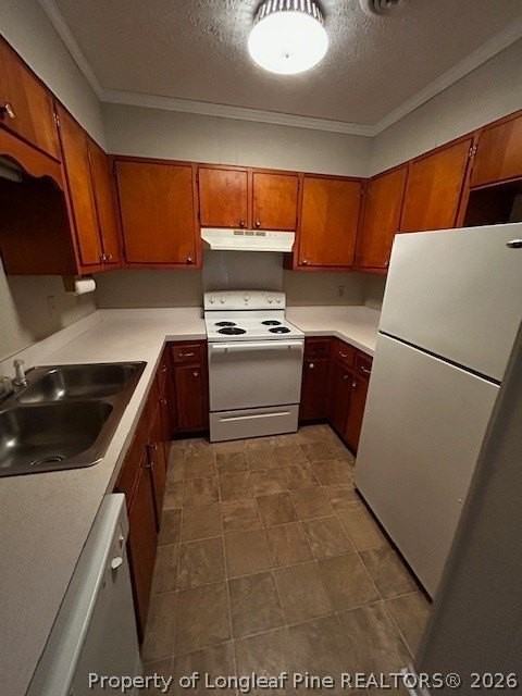 915 Southview Cir Unit B - Photo 3 of 8