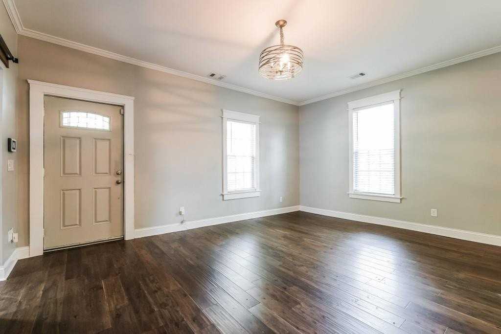 1272 Oakland Ter Sw - Photo 2 of 20