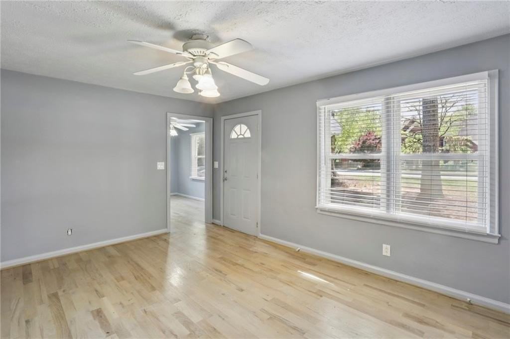 2266 N Shallowford Rd - Photo 7 of 27