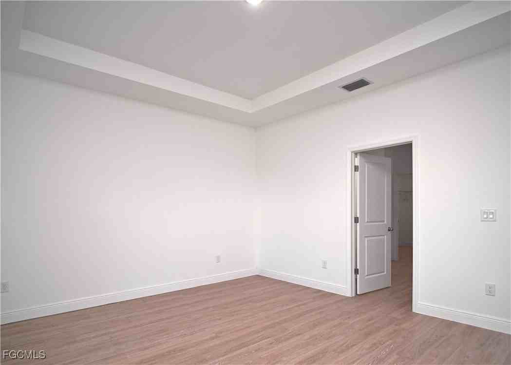 3022 Ne Beechwood Cir - Photo 7 of 10