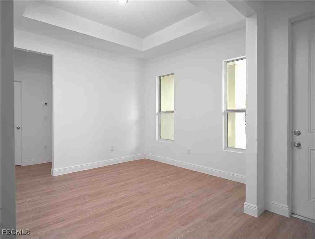 7003 Cape Ct - Photo 4 of 10