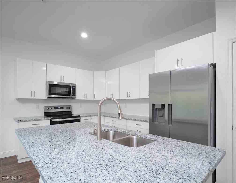 8014 Spice Ct - Photo 5 of 13