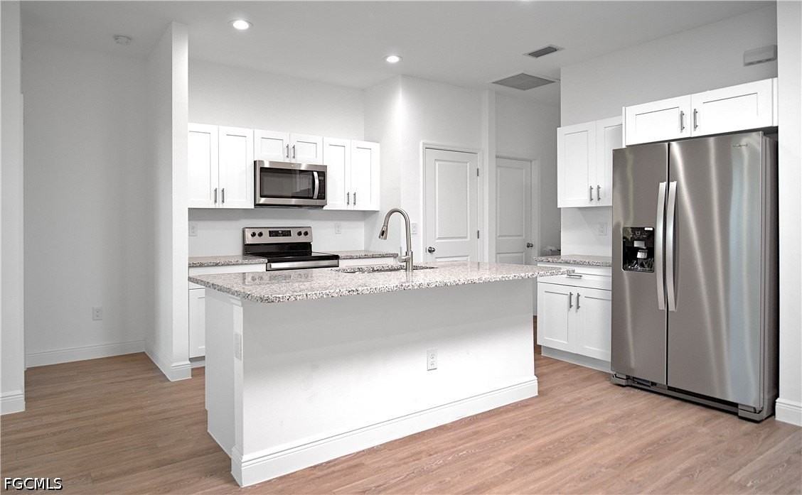 3047 Nw Beechwood Cir - Photo 5 of 10