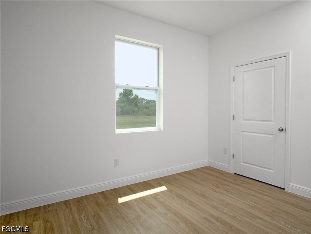 6045 Keystone Cir - Photo 4 of 10