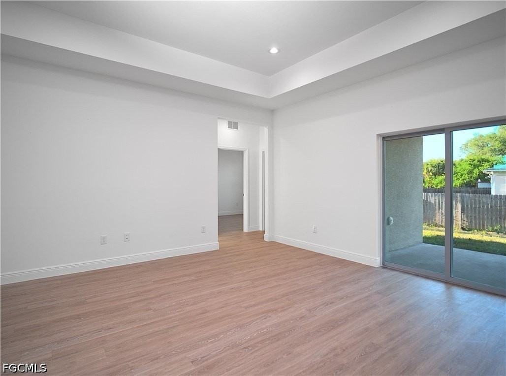 8002 Sherwood Cir - Photo 7 of 10