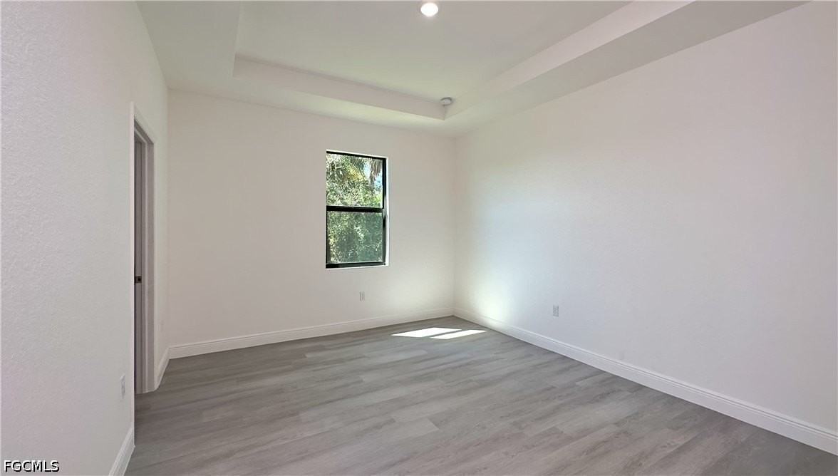 9020 Green Cir - Photo 5 of 9