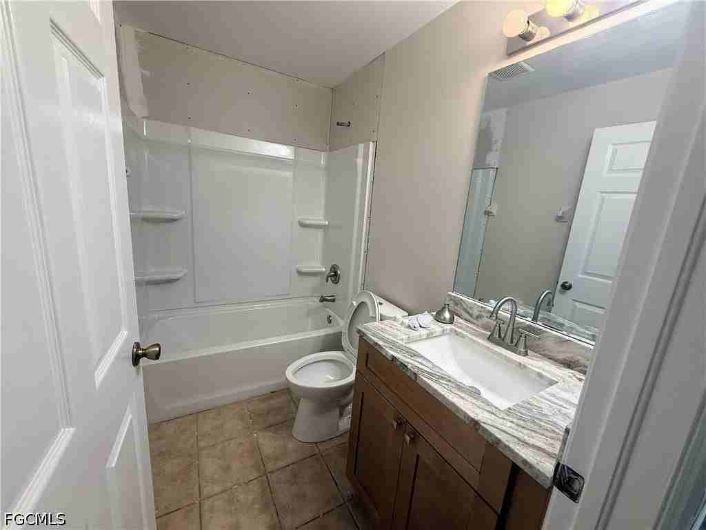 2510 Martin Ave #2510 - Photo 6 of 7