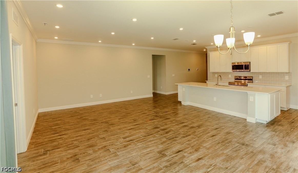 8792 Cascade Price Cir - Photo 4 of 31