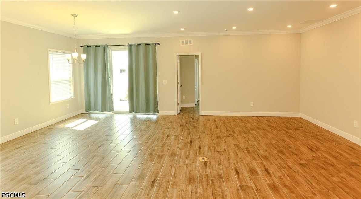 8792 Cascade Price Cir - Photo 5 of 31