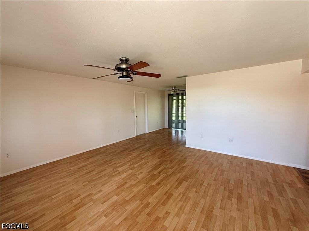 1501 Se 32nd St - Photo 2 of 15