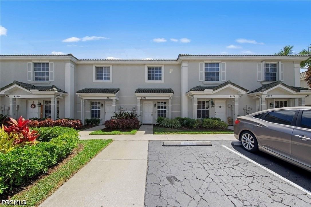 8273 Pacific Beach Dr - Photo 3 of 44