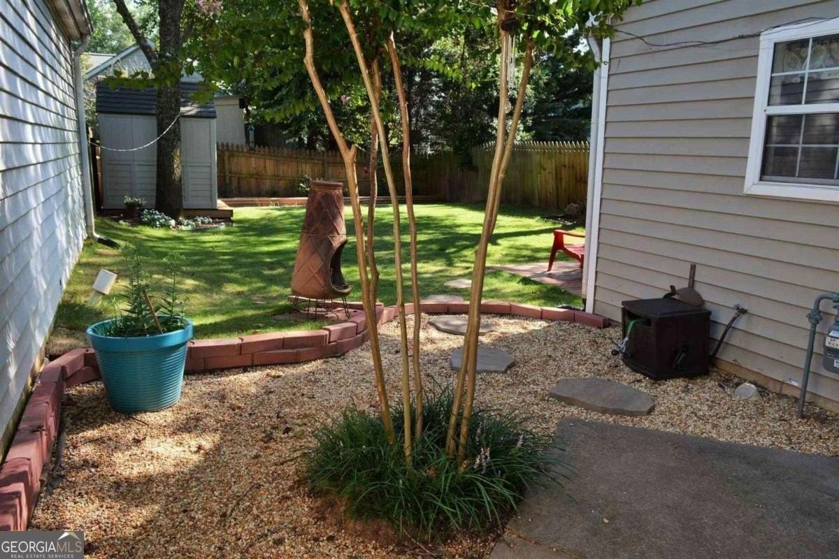 2741 Saint Charles Ln Nw - Photo 4 of 27