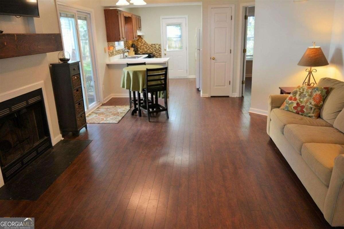 2741 Saint Charles Ln Nw - Photo 6 of 27