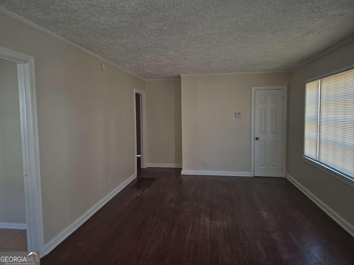 2190 Jernigan Dr Se - Photo 2 of 13