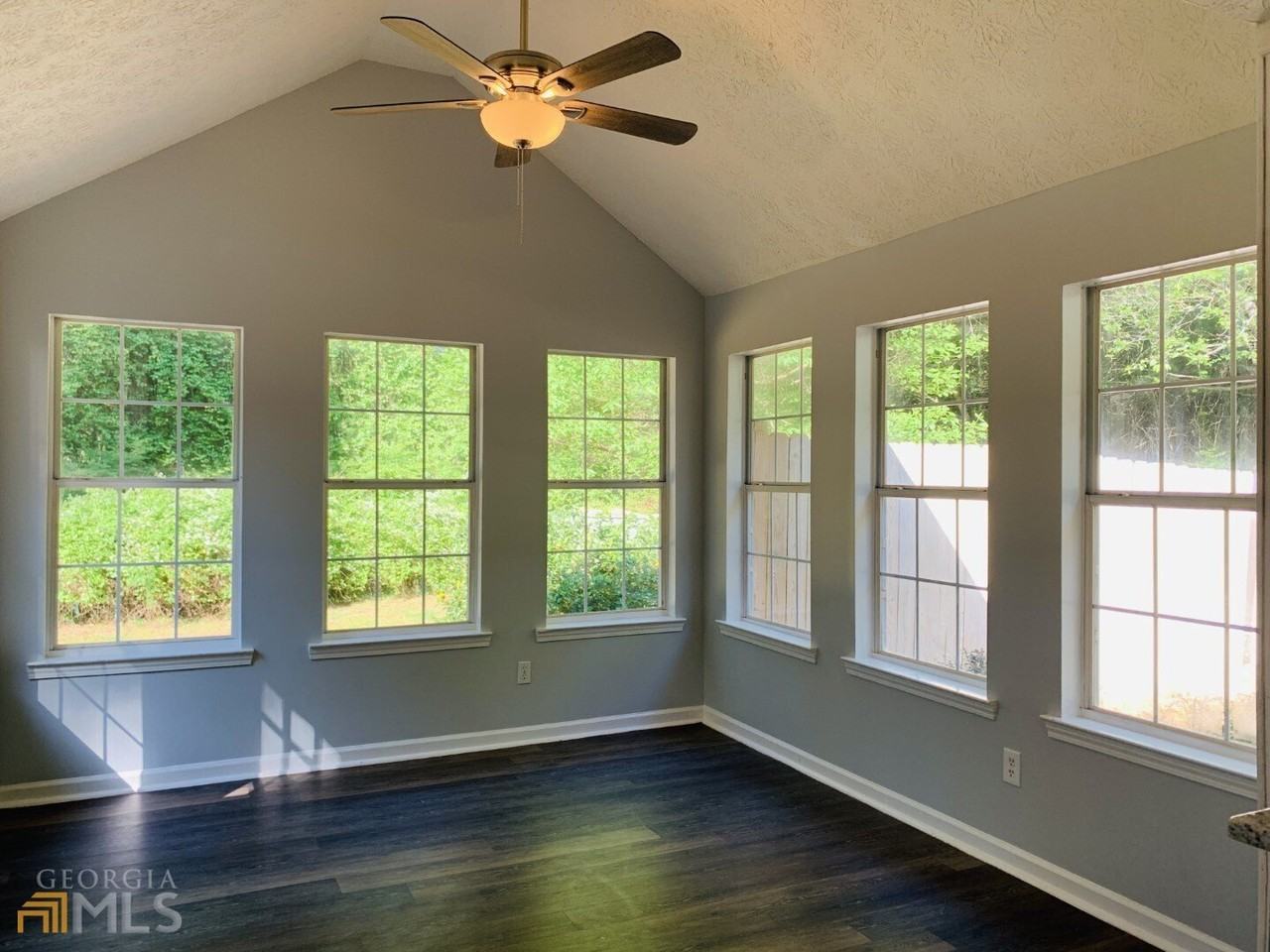 30 Standing Rock Rd - Photo 5 of 32