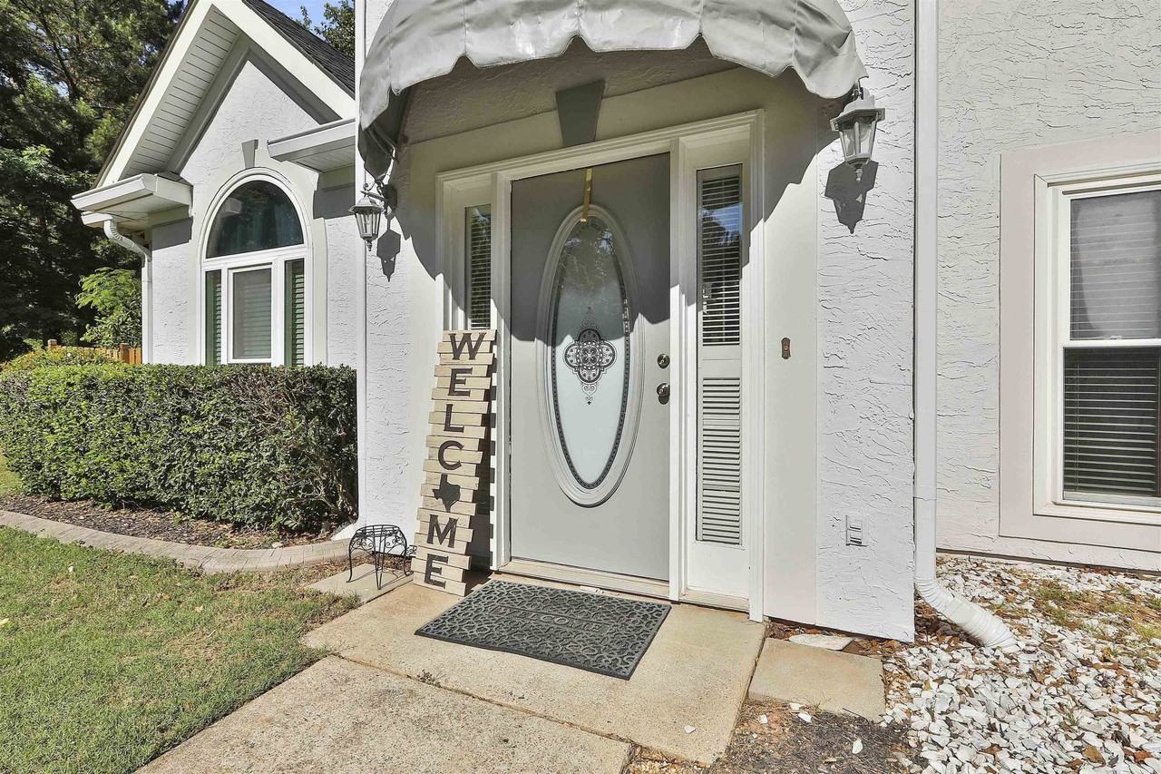 101 Fielding Rdg - Photo 4 of 47