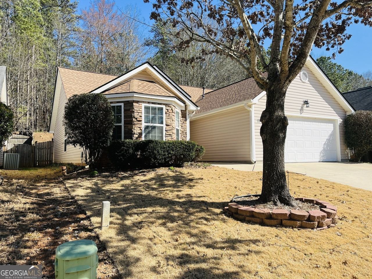 23 Belltree Cir - Photo 2 of 26