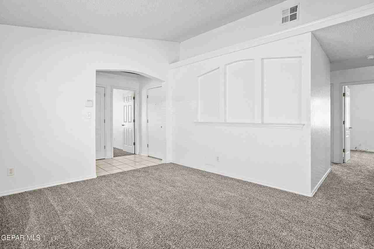 12248 Via Granada Dr - Photo 7 of 27