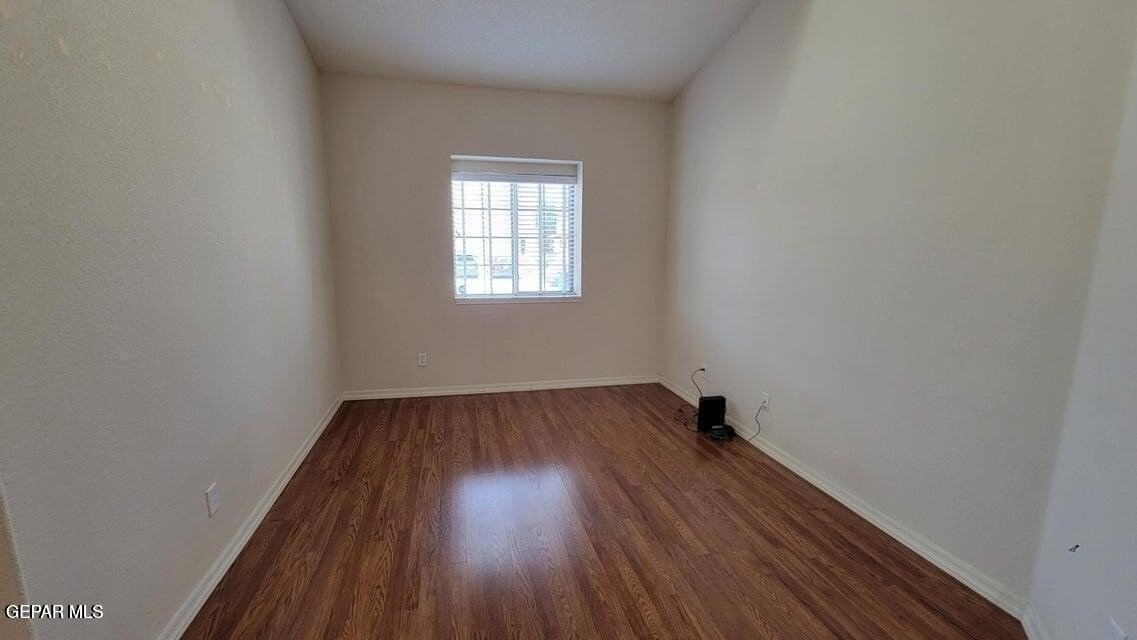 1520 Prickley Pear Dr - Photo 7 of 29