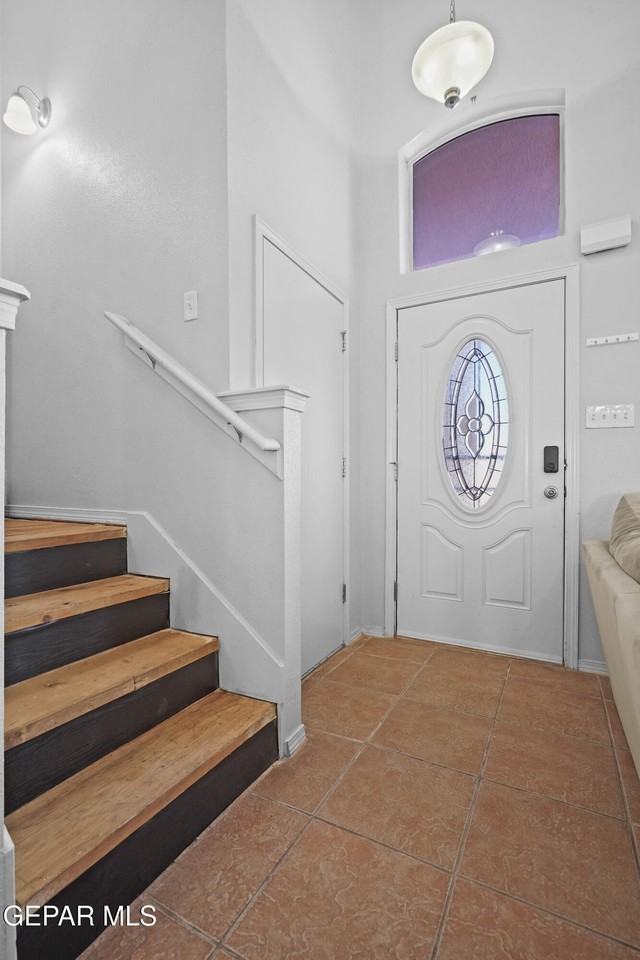 12000 Prairie Ridge St - Photo 4 of 33