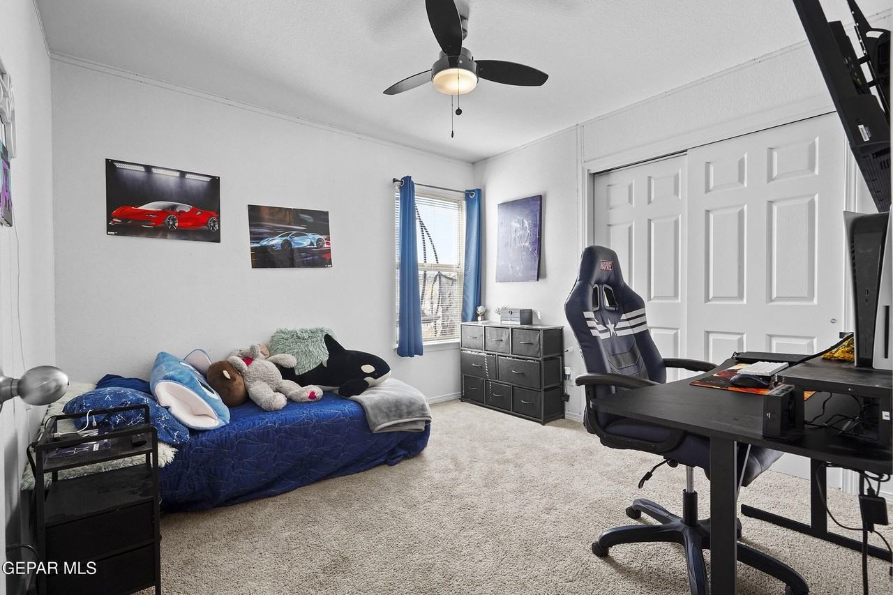 7248 Copper Trail Ave - Photo 7 of 33