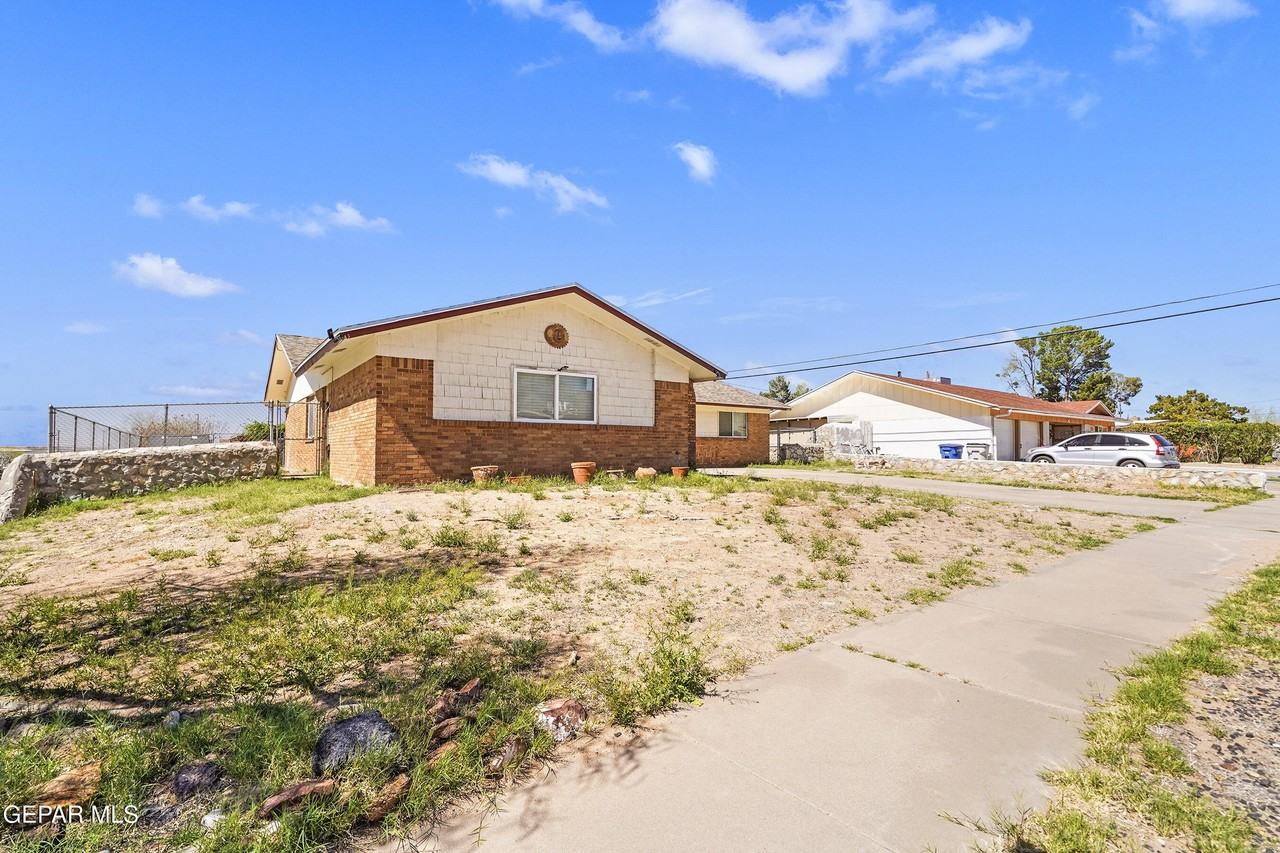 7316 Clemente Ave - Photo 3 of 31