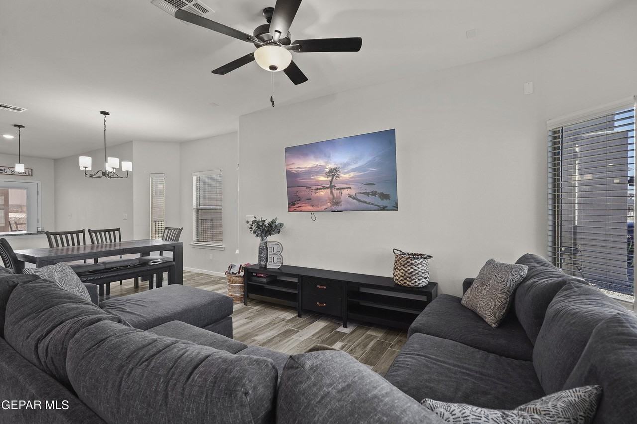 14812 Jack White Ave - Photo 7 of 32