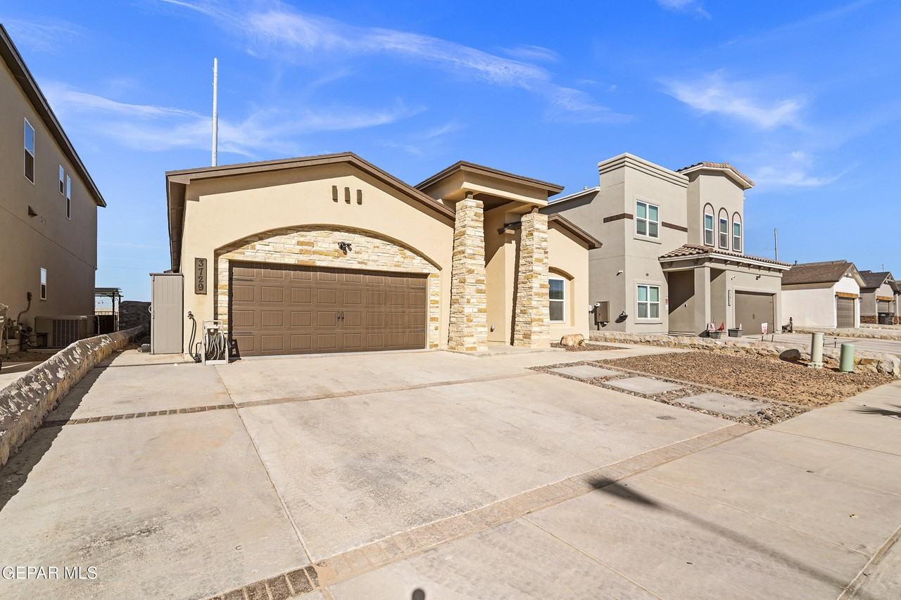 3729 Surmise St - Photo 2 of 33