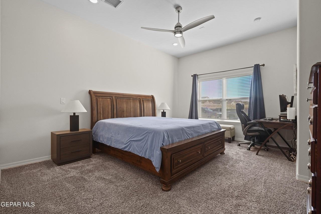 3729 Surmise St - Photo 5 of 33