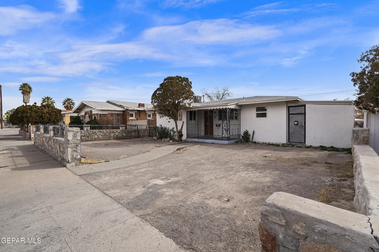 2220 Grant Ave Unit A - Photo 4 of 31