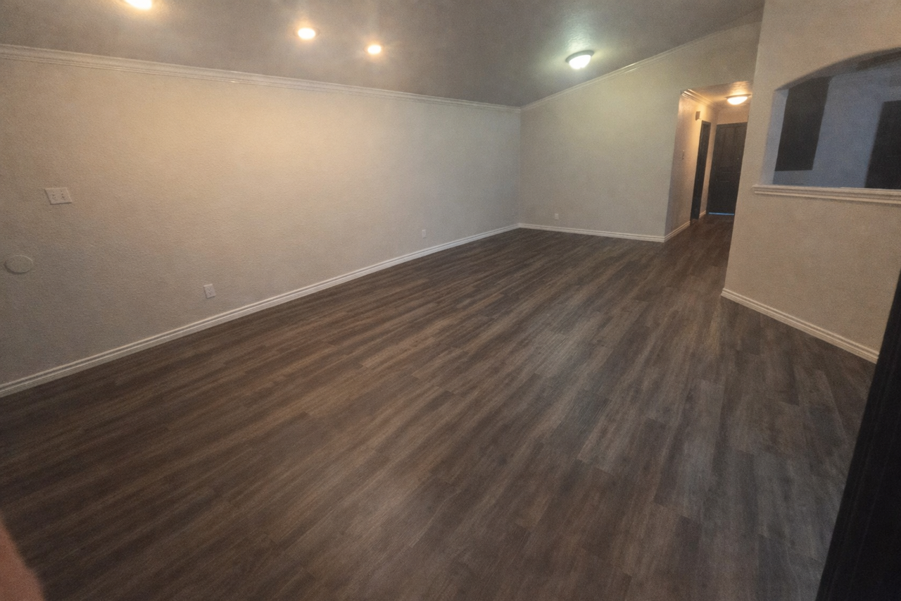 2307 Lago Trl - Photo 3 of 14