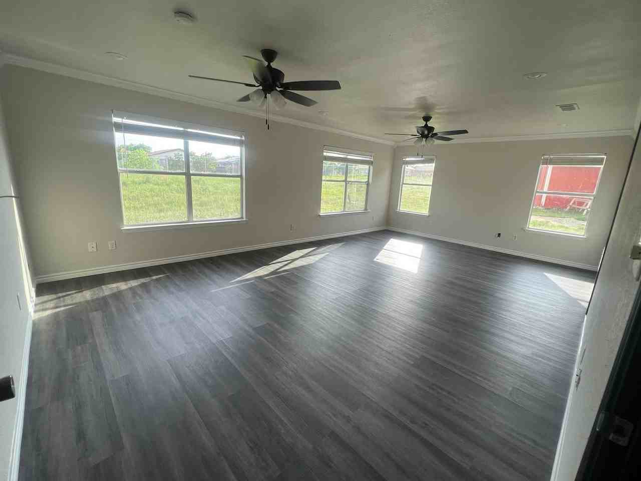 2307 Lago Trl - Photo 6 of 14