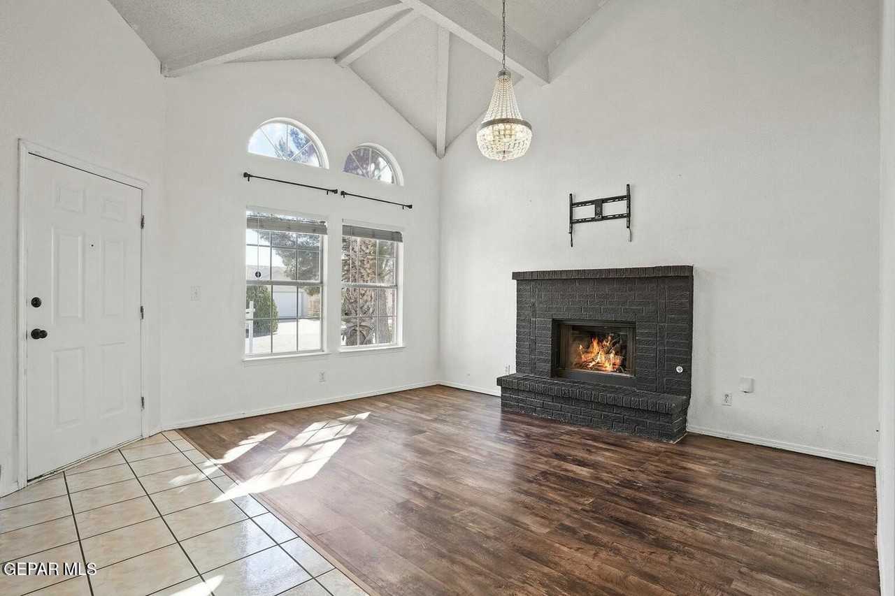 11799 Stone Castle Dr - Photo 7 of 30