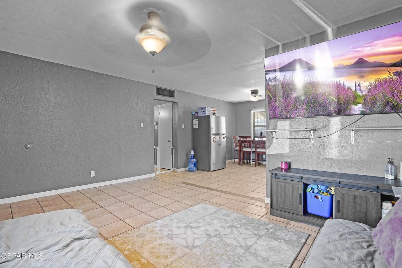 5516 Fairbanks Dr - Photo 6 of 28