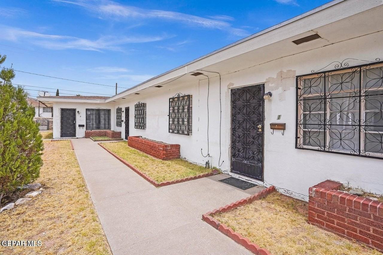 2821 Fort Blvd Apt 2 - Photo 3 of 17